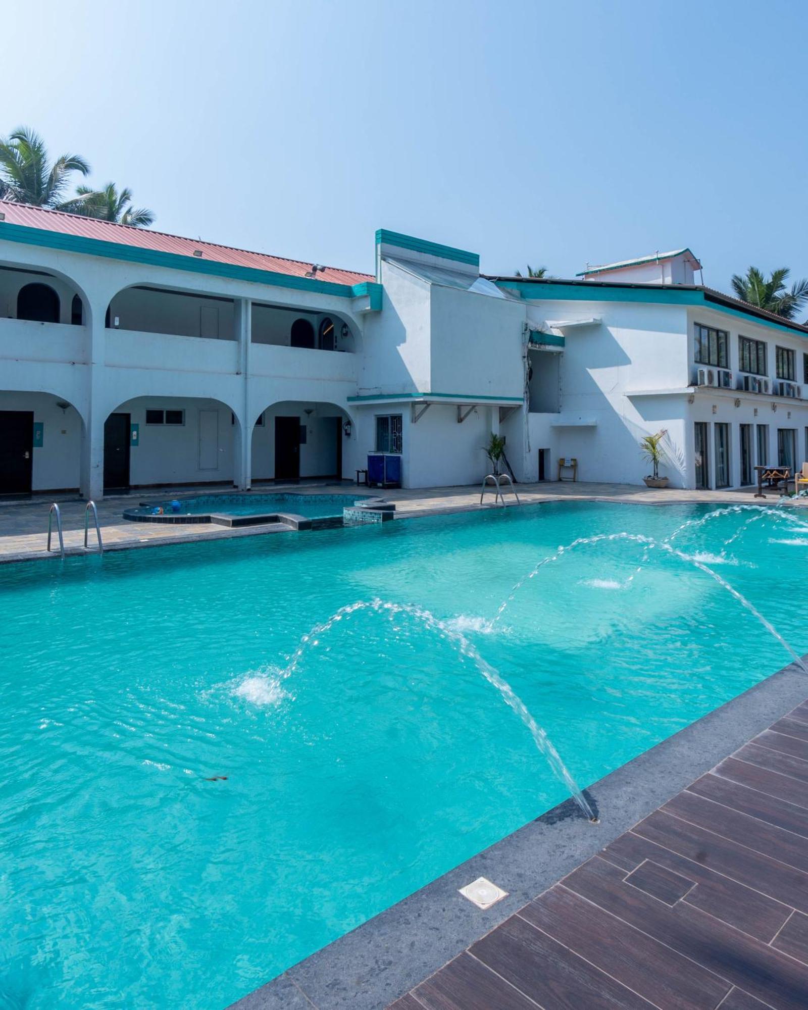 Longuinhos Beach Resort Colva Luaran gambar